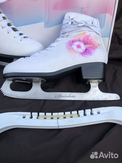 Фигурные коньки nordway