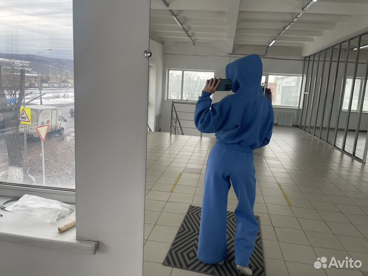 Спортивный костюм женский