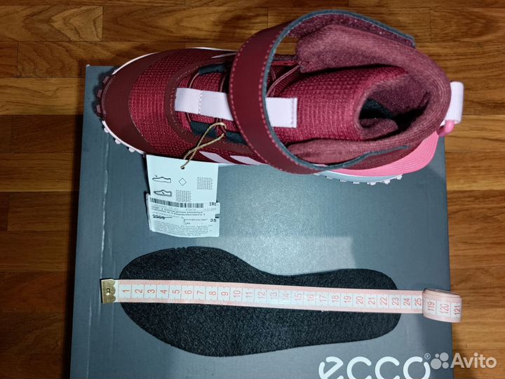 Кроссовки Adidas нов. 36р 23см