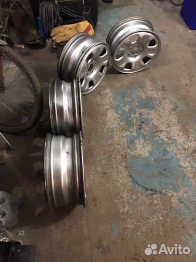 Оригиналтные диски на renault duster