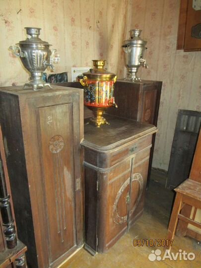 Горка антикварная