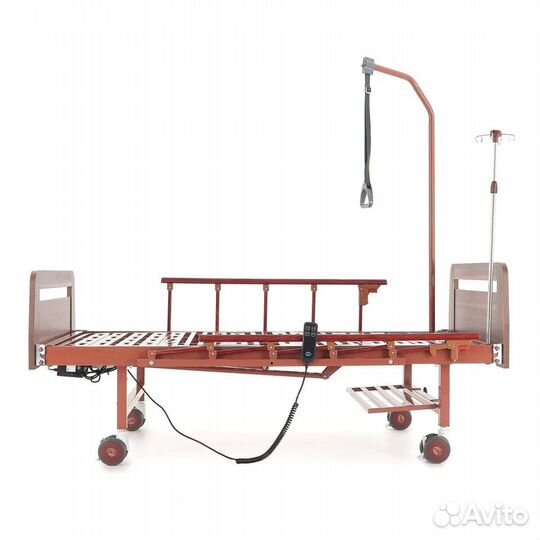 Медицинская кровать для инвалидов