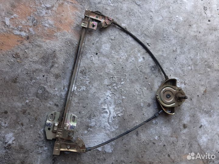 Стеклоподьемник ваз 1111 ока правый