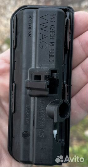 Vag ручка открытия багажника поло седан