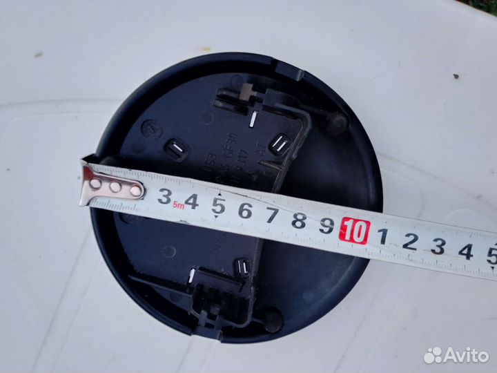 Эмблема volkswagen polo