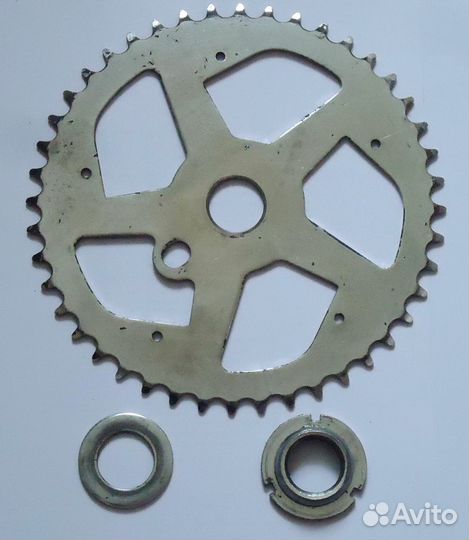 Велотренажер советский и подвес велосипеда