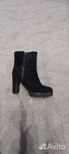 Сапоги женские