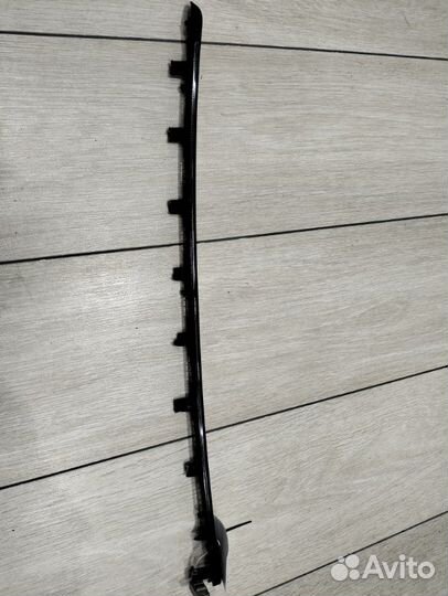 Накладка светодиодная передняя левая Bmw 320I F30