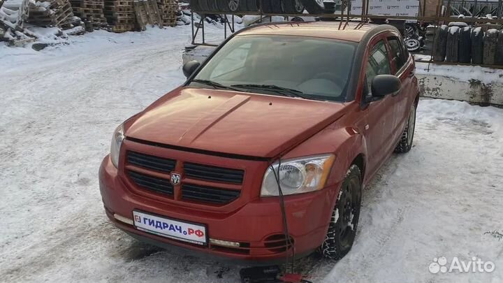 Стекло двери передней левой Dodge Caliber 5074211A