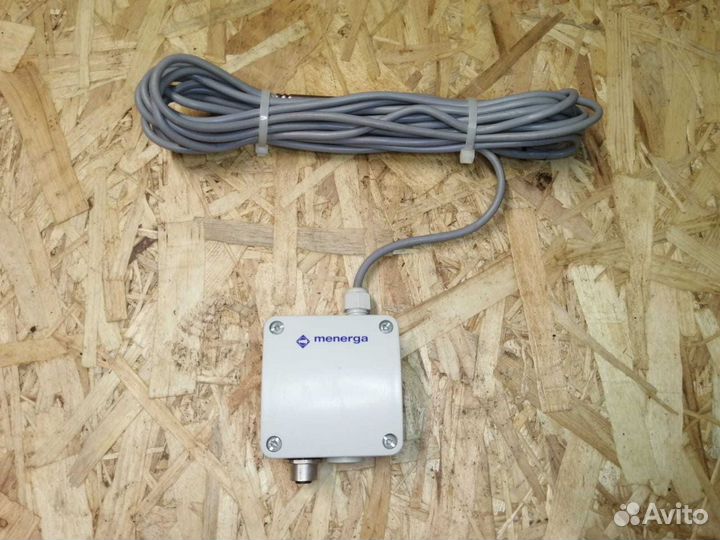 Датчик температуры Menerga csvt/2-P 6M