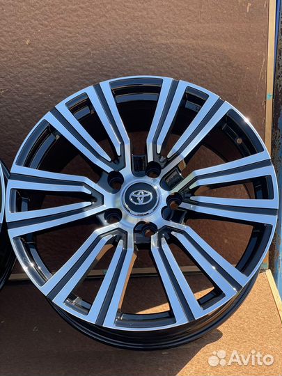 Диски R22 на toyota LC200 lexus LX570 5х150