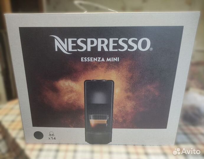 Кофемашина капсульная Nespresso Essenza Mini C30 B