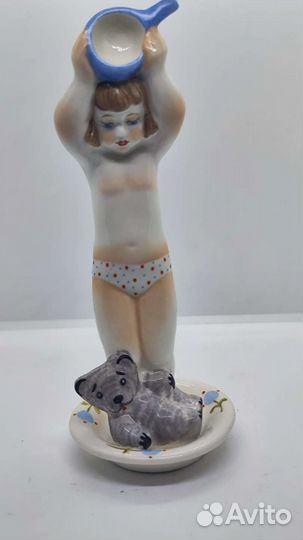 Статуэтка фарфор