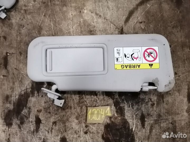 Солнцезащитный козырек левый / правый Mazda 3 BM