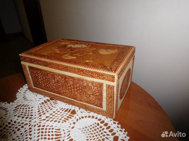 Шкатулки, ларцы, сундуки