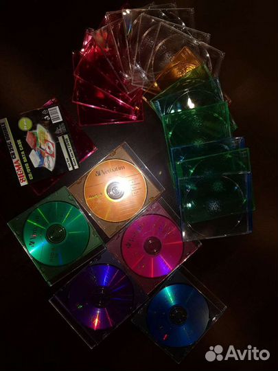 Диски DVD R и футляры