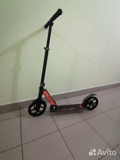 Детский/Подростковый/Взрослый Самокат Reaction 200