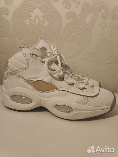 Maison margiela x reebok question mid