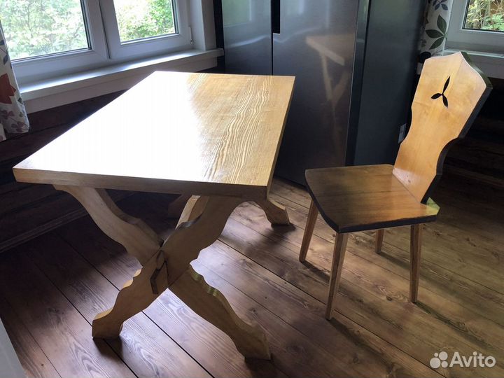 Комплект стол и стулья