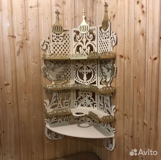 Угловая полка для икон 98 см x 51 см