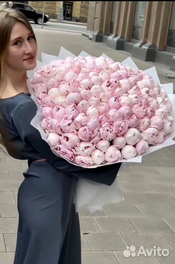 Букет пионов