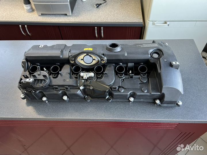 Клапанная крышка Бмв N52, 11127552281 новая