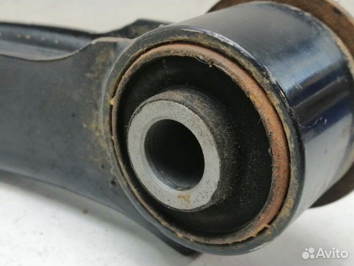 Рычаг подвески передний правый Dodge Ram 5.7 2018