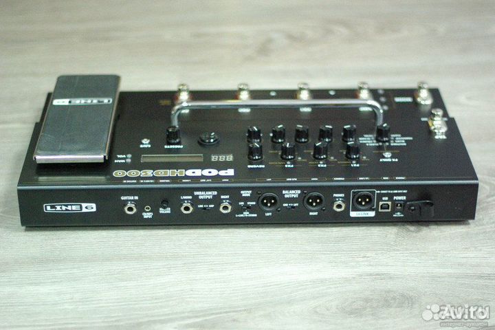 Гитарный процессор Line 6 pod hd300