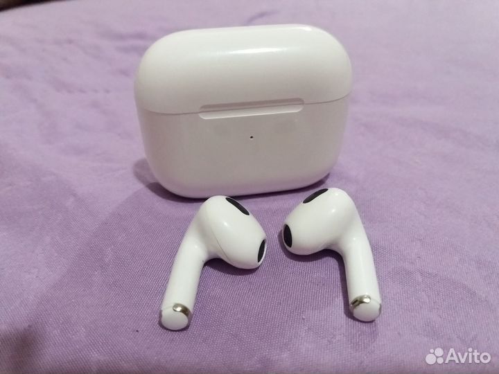 Беспроводные наушники A.Pods