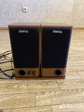 Аудиоколонки Dialog в деревянном корпусе