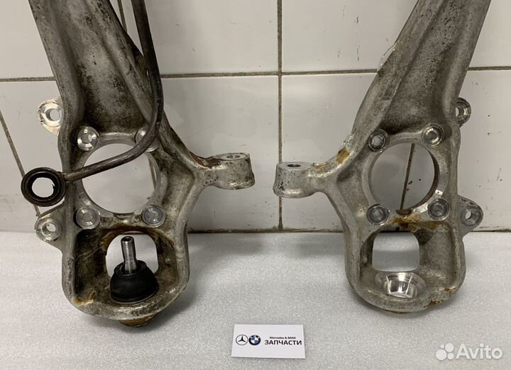 Поворотный кулак Mercedes ML GLE GL GLS W166