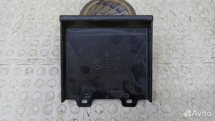 Накладка консоли Skoda Octavia A7 2013-2021