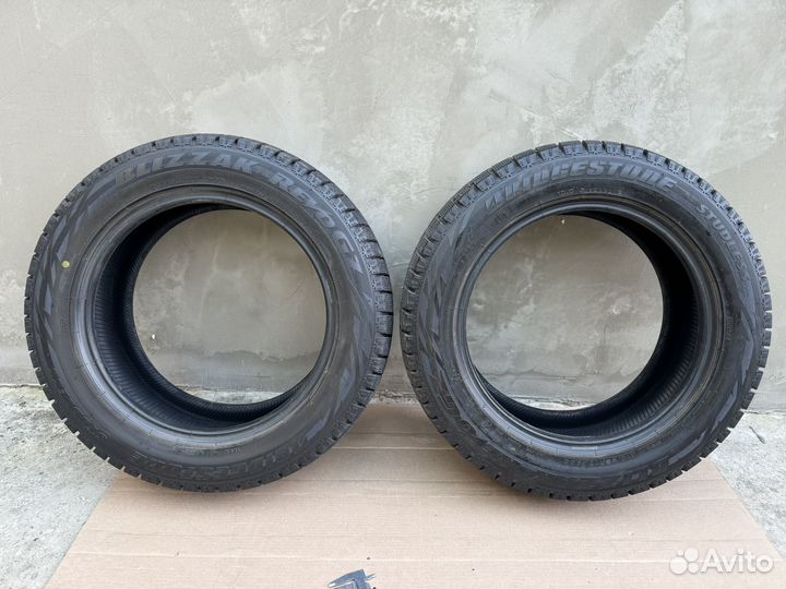 Bridgestone Blizzak Revo GZ 215/55 R16 93S