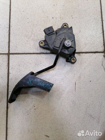 Педаль газа Nissan Qashqai J10