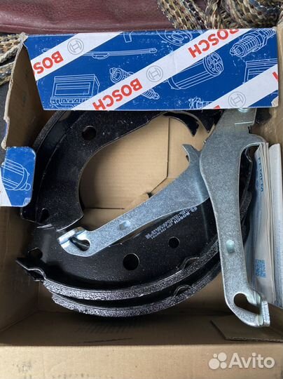 Тормозная колодка Bosch