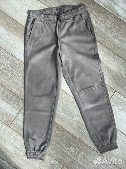 Джонеры из замши Zara S