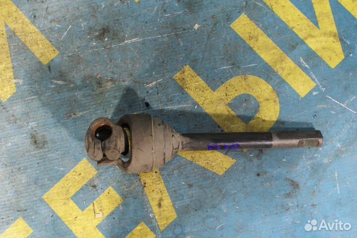 Рулевой карданчик Nissan Almera N16