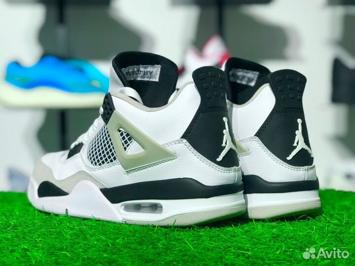 Кроссовки Nike Jordan 4 Military Black Lux