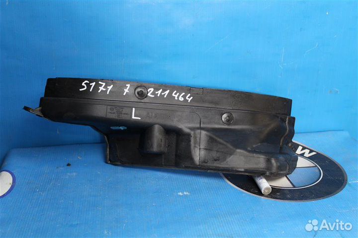 Водосток левый Bmw 5 Series F10 2017