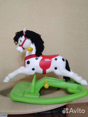 Лошадь качалка