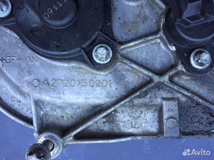 Левая лобовая крышка мотор М272/М273