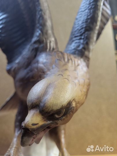 Статуэтка Орёл фарфор бисквит Чехословакия