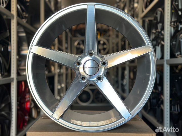 Диски Vossen VPS-303 R18 8.5j ET+33 5*112