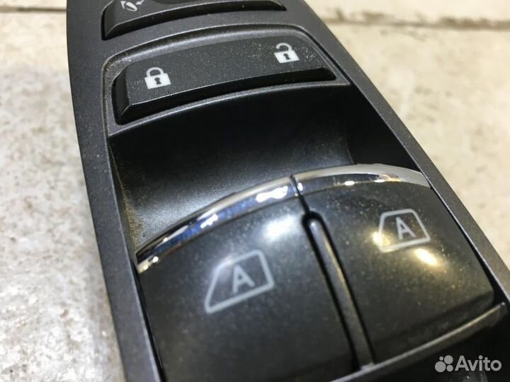 Блок управления стеклоподъемниками Infiniti M M25