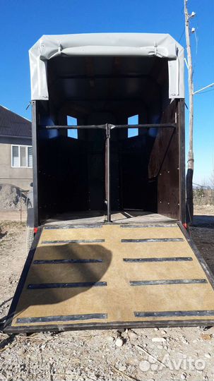 Коневозка прицеп