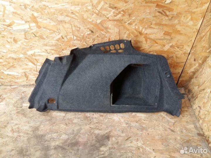 Обшивка багажника правая Volkswagen Passat B6 200