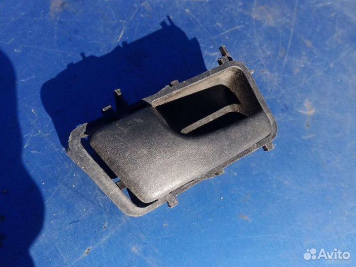 Ручка двери левая Volkswagen Passat B3 седан 2.0