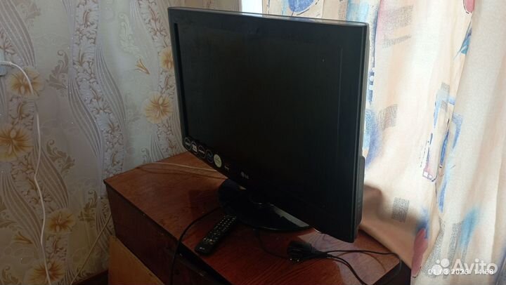 Телевизор бу LG 32 дюйма