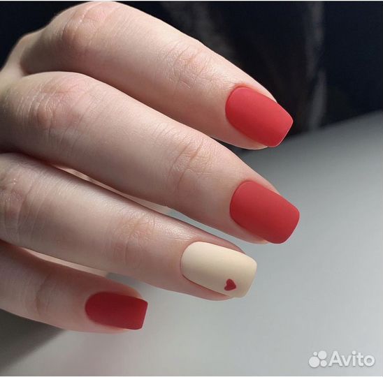 Маникюр, гель-лак