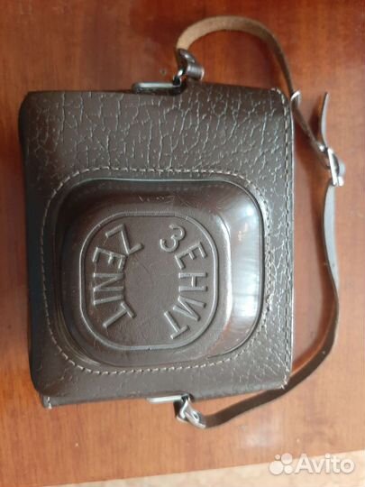 Плёночный фотоаппарат Zenit-Е